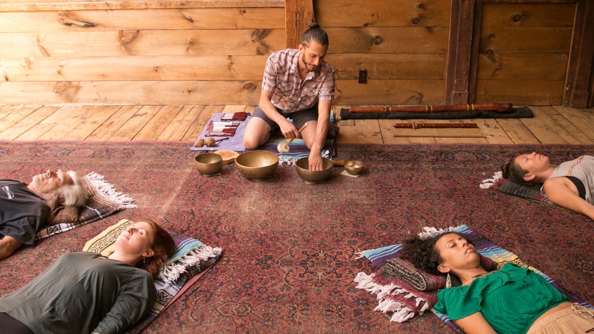 SOUND BATH ACUPUNCTURE 1