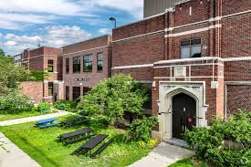 Hale Elementary (Minneapolis)