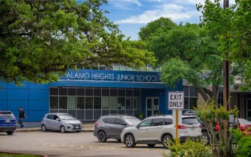 Alamo Heights Junior High